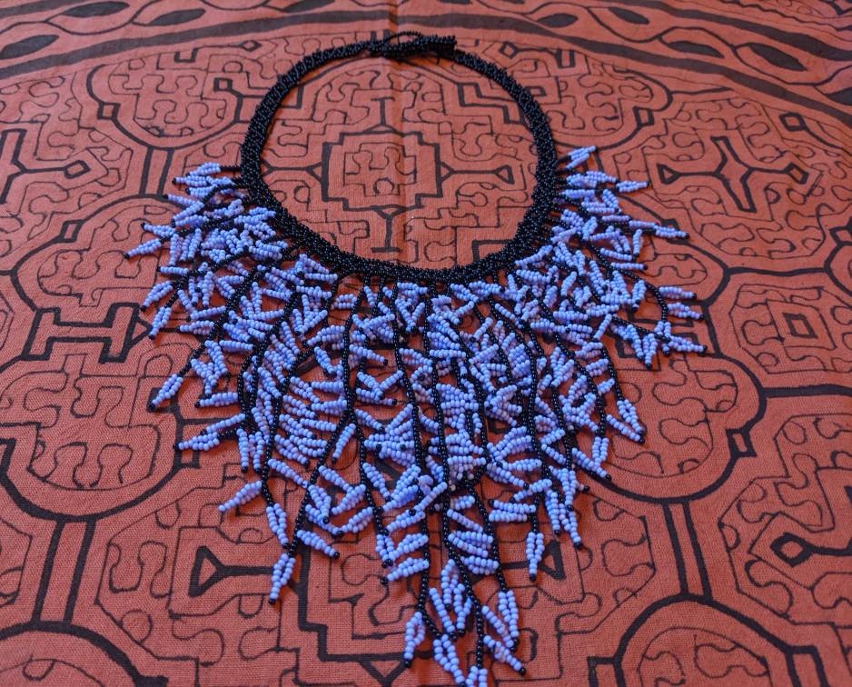 SHIPIBO BIB NECKLACE authentic beaded cascade design