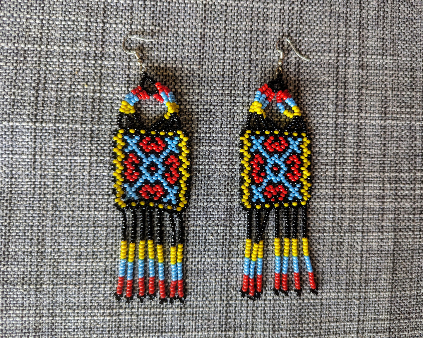 Aunthentic SHIPIBO long kene pattern beaded EARRINGS blue red yellow