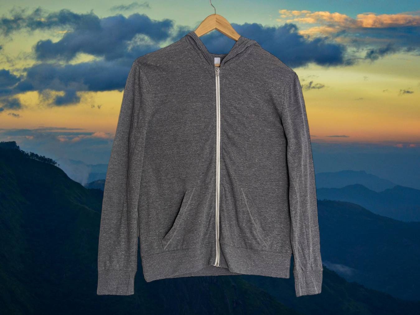 SHIPIBO ICARO Embroidered patch HOODIE Sweatshirt Kene Native art Sacred geometry tribal pattern men size Large light gray