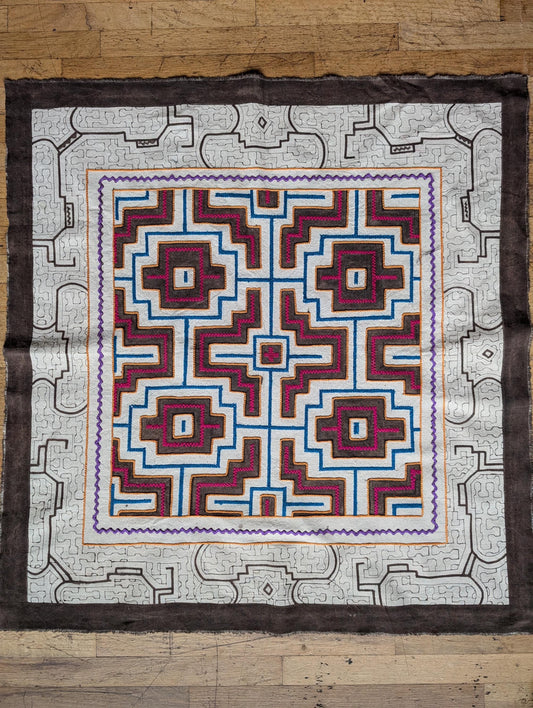 TRADITIONAL ClASSIC SHIPIBO tapestry, Xao and Maya Kene